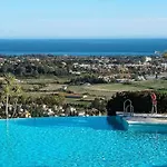 Benahavis Appartement דירה *