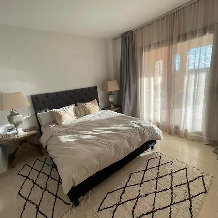 公寓 Benahavis Appartement 贝纳阿维斯